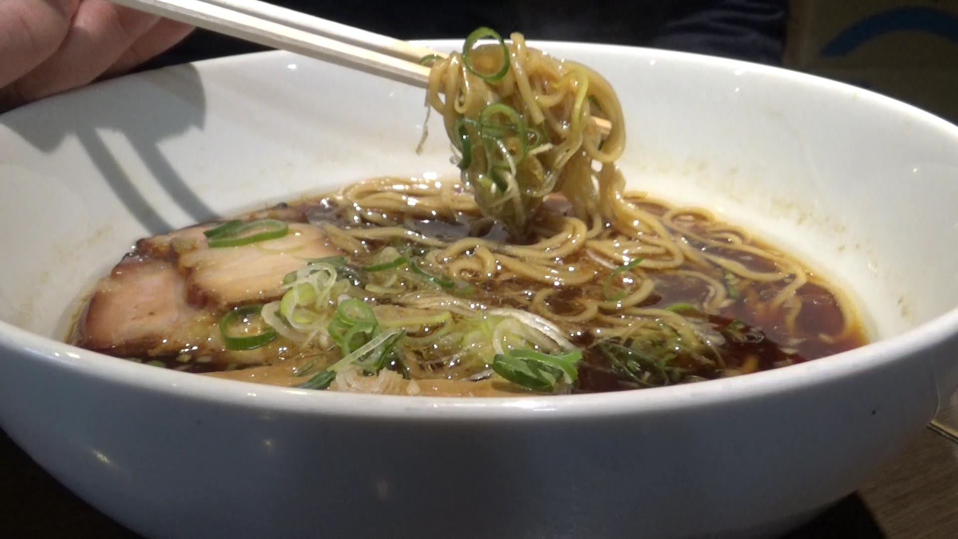 凡の風杉むら鶏出汁中華そば麺4