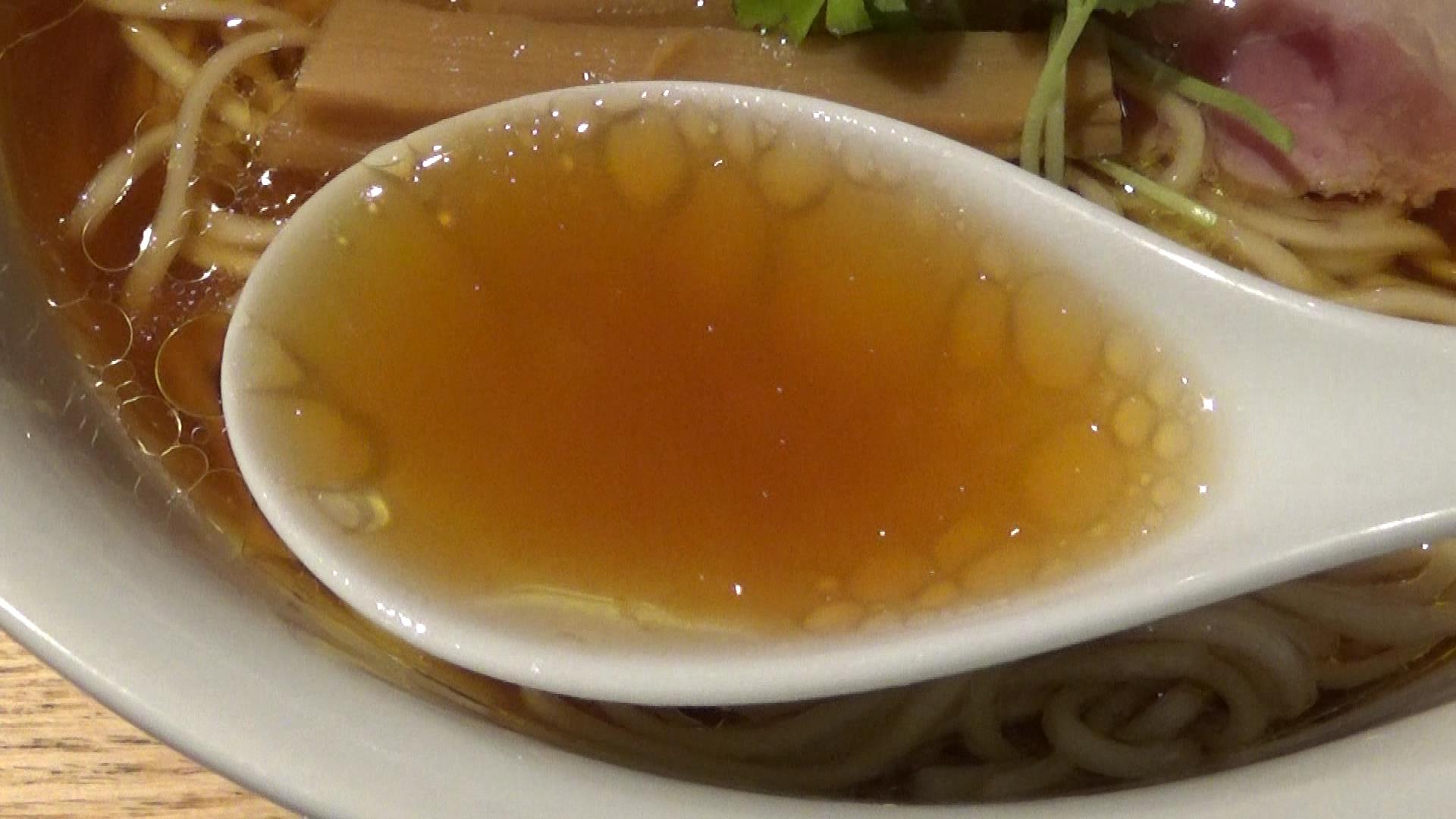 JapaneseRamenNoodleLabQ醤油スープ