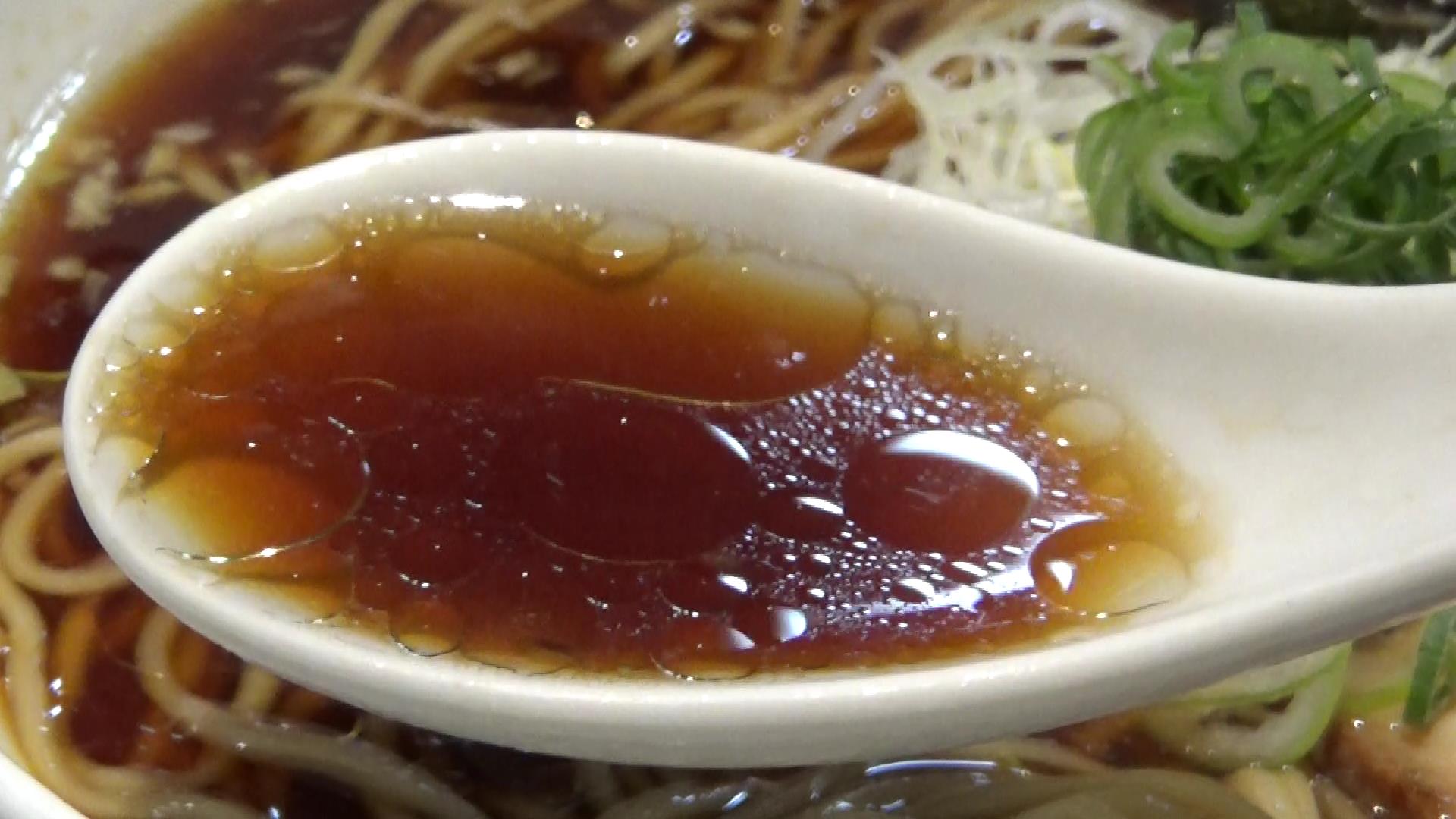 凡の風杉むら鶏出汁中華そばスープ2